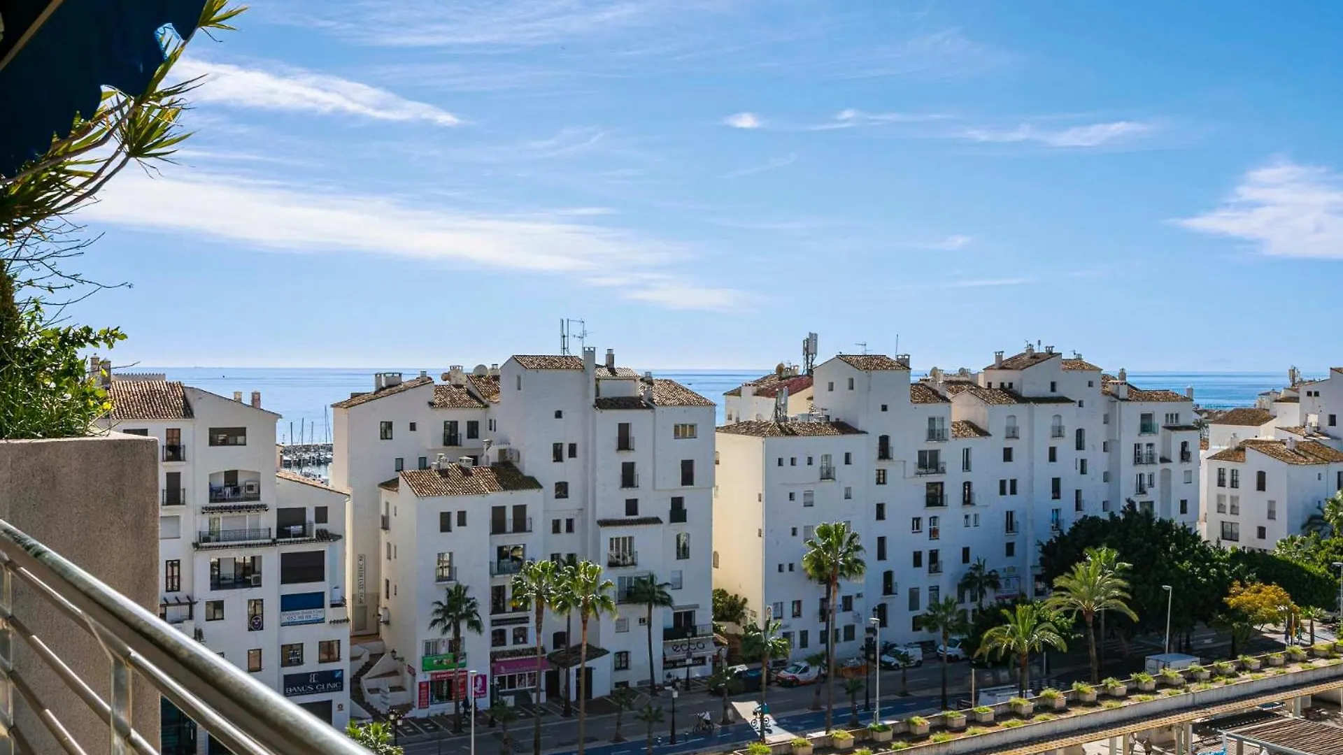 Puerto Banus, Marina Banus, 2Br, 2Bth, Seaviews And Parking Lägenhet Marbella Spanien